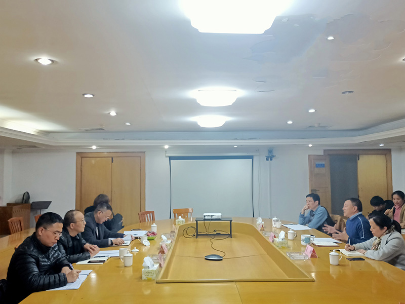 以高質(zhì)量黨建引領(lǐng)糧油集團(tuán)高質(zhì)量發(fā)展